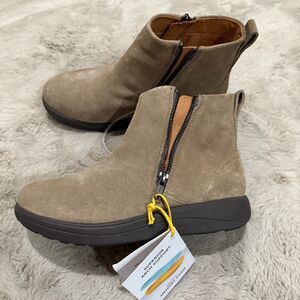 NWT Strive Bamford‎ II Ankle Boots - Taupe Suede, Women’s 8.5, Arch Support